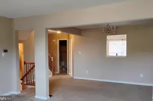 818 Vanderbilt Terrace SE, Leesburg, VA 20175 - Photo 3