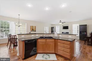 25202 Justice Dr, Chantilly, VA 20152 - Photo 15