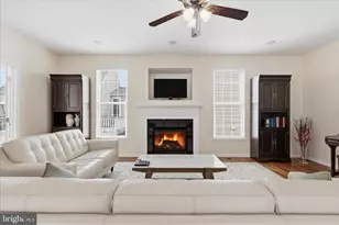 25202 Justice Dr, Chantilly, VA 20152 - Photo 23