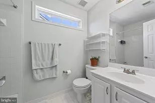 43340 Wintersrun Ct, Ashburn, VA 20147 - Photo 27