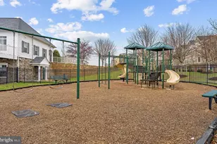 42381 Rosalind St, Ashburn, VA 20148 - Photo 87