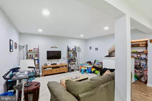 114 Governors Dr SW, Leesburg, VA 20175 - Photo 21