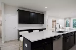 42223 Picasso Sq, Ashburn, VA 20148 - Photo 5