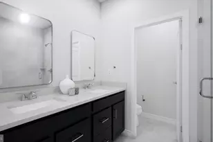 42239 Picasso Sq, Ashburn, VA 20148 - Photo 17