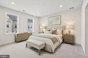 42196 Shining Star Sq, Ashburn, VA 20148 - Photo 5