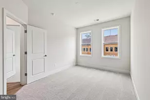 42196 Shining Star Sq, Ashburn, VA 20148 - Photo 25