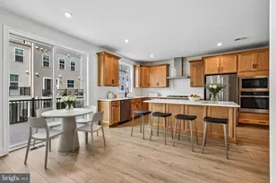 42196 Shining Star Sq, Ashburn, VA 20148 - Photo 3