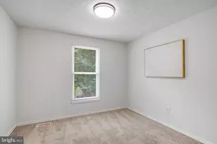 22375 Stablehouse Dr, Sterling, VA 20164 - Photo 37