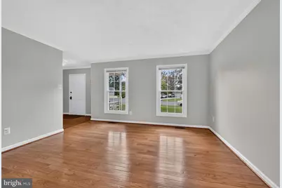 128 Briarwood Court, Sterling, VA 20164 - Photo 15