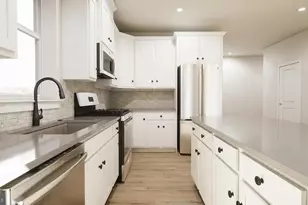42632 Darala Dr, Ashburn, VA 20147 - Photo 3