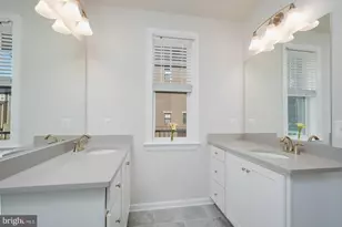 20707 Heron Landing Dr, Sterling, VA 20166 - Photo 19