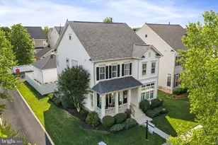 23414 Higbee Ln, Brambleton, VA 20148 - Photo 5