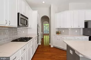 23414 Higbee Ln, Brambleton, VA 20148 - Photo 19