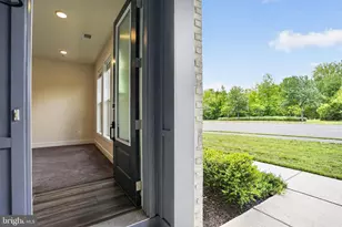 43242 Farringdon Sq, Broadlands, VA 20148 - Photo 7