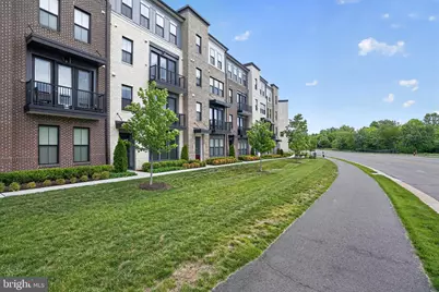 43242 Farringdon Square, Broadlands, VA 20148 - Photo 3