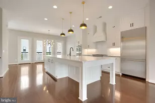 23094 Sullivans Cove Sq, Brambleton, VA 20148 - Photo 11