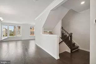 45117 Kincora Dr, Sterling, VA 20166 - Photo 9