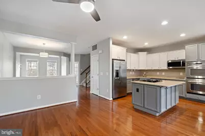 42710 Ogilvie Square, Ashburn, VA 20148 - Photo 9