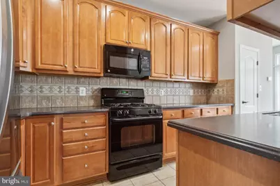 21931 Halburton Terrace, Broadlands, VA 20148 - Photo 9
