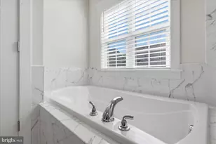 18003 Lake Front Cir, Round Hill, VA 20141 - Photo 49