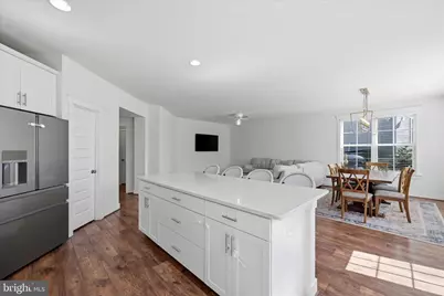 18003 Lake Front Circle, Round Hill, VA 20141 - Photo 19