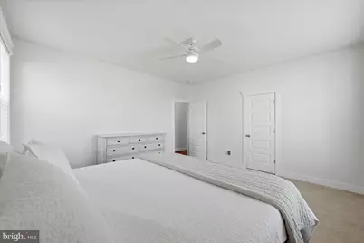 18003 Lake Front Circle, Round Hill, VA 20141 - Photo 39