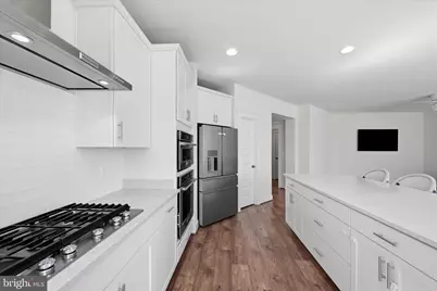 18003 Lake Front Circle, Round Hill, VA 20141 - Photo 25