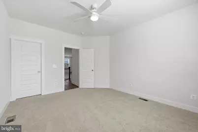 18003 Lake Front Circle, Round Hill, VA 20141 - Photo 35