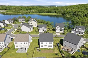 18003 Lake Front Cir, Round Hill, VA 20141 - Photo 65