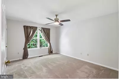 502 Lynchburg Terrace NE, Leesburg, VA 20176 - Photo 15