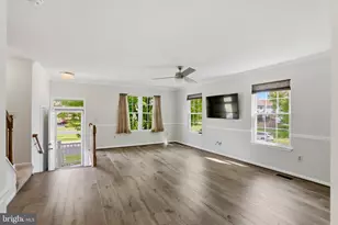 502 Lynchburg Terrace NE, Leesburg, VA 20176 - Photo 5