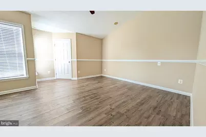 211 Shirley Square SE, Leesburg, VA 20175 - Photo 15