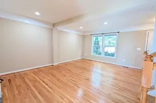 211 Shirley Square SE, Leesburg, VA 20175 - Photo 11