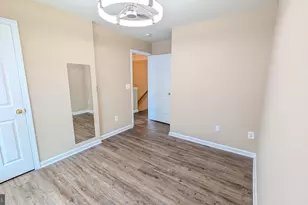211 Shirley Square SE, Leesburg, VA 20175 - Photo 27