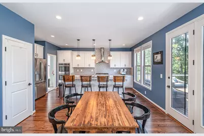 24846 Somerby Drive, Chantilly, VA 20152 - Photo 9