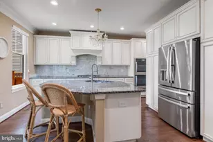 42436 Myan Gold Dr, Brambleton, VA 20148 - Photo 11