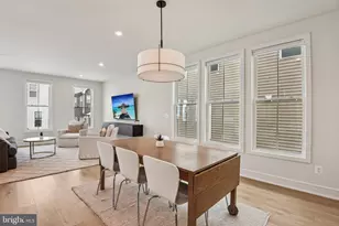 41800 Mellowed Ivory Pl, Brambleton, VA 20148 - Photo 5
