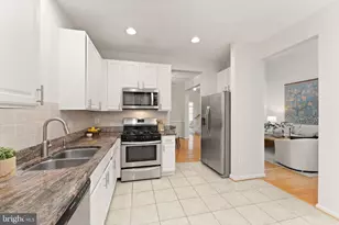 47779 Scotsborough, Sterling, VA 20165 - Photo 15