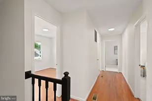 104 Briarwood Ct, Sterling, VA 20164 - Photo 29