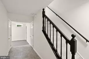 104 Briarwood Ct, Sterling, VA 20164 - Photo 49