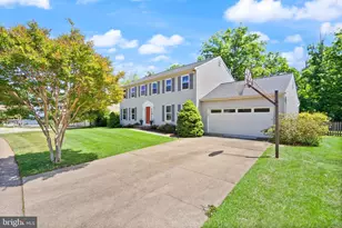 104 Briarwood Ct, Sterling, VA 20164 - Photo 5