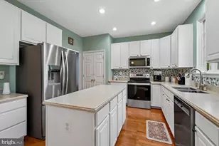 35551 Sarasota St, Round Hill, VA 20141 - Photo 19