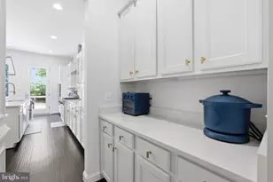 20623 Holyoke Dr, Ashburn, VA 20147 - Photo 23