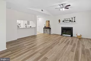 21009 Timber Ridge Terrace, Ashburn, VA 20147 - Photo 17