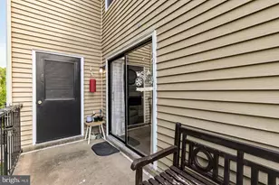 1024 Brixton Ct, Sterling, VA 20164 - Photo 25