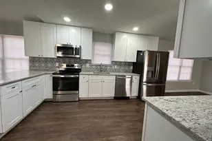 10 Red Wing Ct, Sterling, VA 20164 - Photo 13