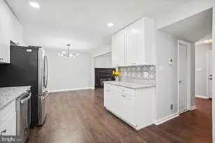 10 Red Wing Ct, Sterling, VA 20164 - Photo 9
