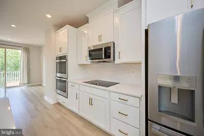 1035 Venifena Terrace SE, Leesburg, VA 20175 - Photo 13