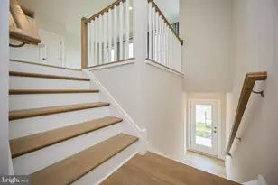 1035 Venifena Terrace SE, Leesburg, VA 20175 - Photo 5