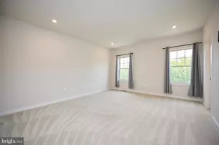 1035 Venifena Terrace SE, Leesburg, VA 20175 - Photo 15